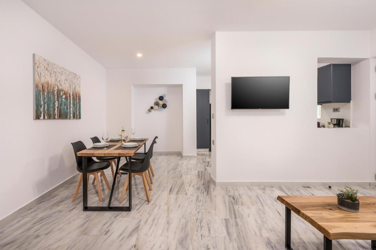 Appartement Quarters Luxury Apts *